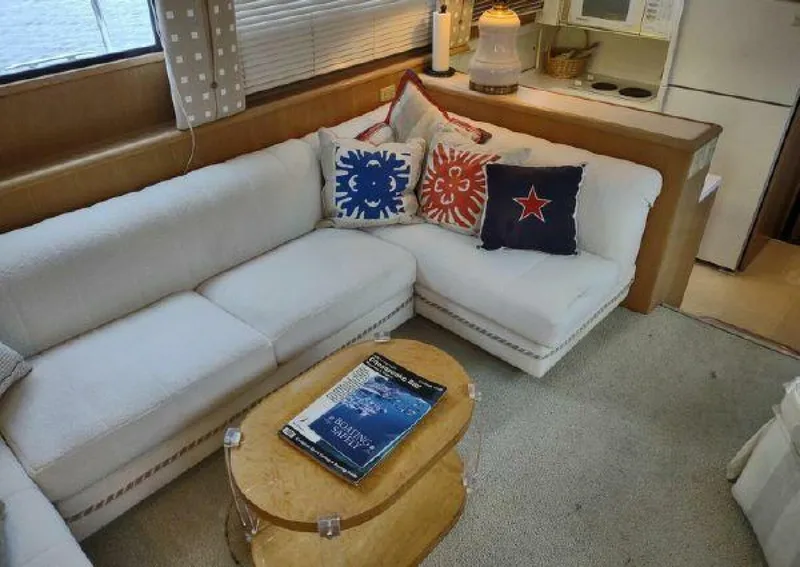 Slide: The Image of Hatteras 50' Sport Deck 1996 - 3901238