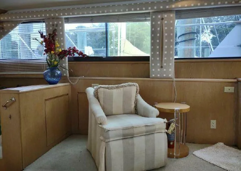 Slide: The Image of Hatteras 50' Sport Deck 1996 - 3901245