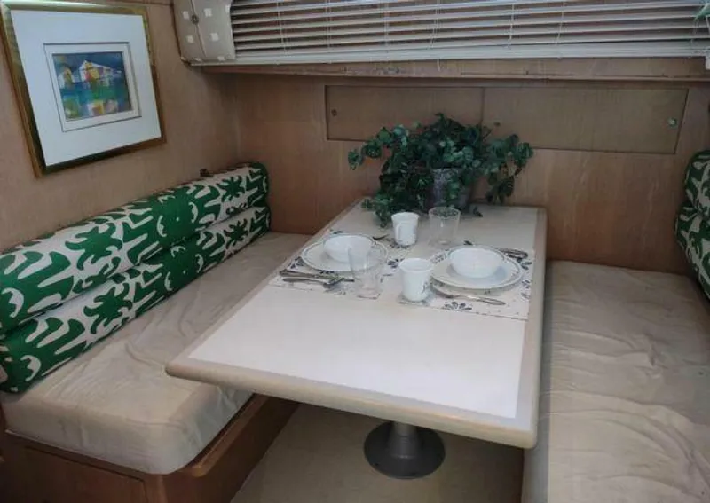 Slide: The Image of Hatteras 50' Sport Deck 1996 - 3901258