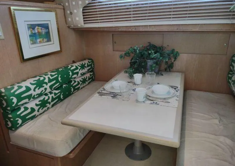 Slide: The Image of Hatteras 50' Sport Deck 1996 - 3901259