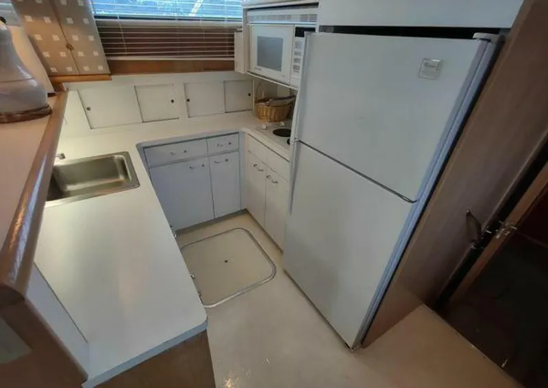 Slide: The Image of Hatteras 50' Sport Deck 1996 - 3901261