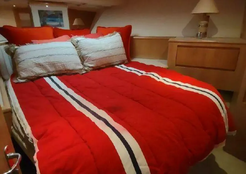 Slide: The Image of Hatteras 50' Sport Deck 1996 - 3901268