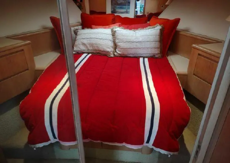 Slide: The Image of Hatteras 50' Sport Deck 1996 - 3901269