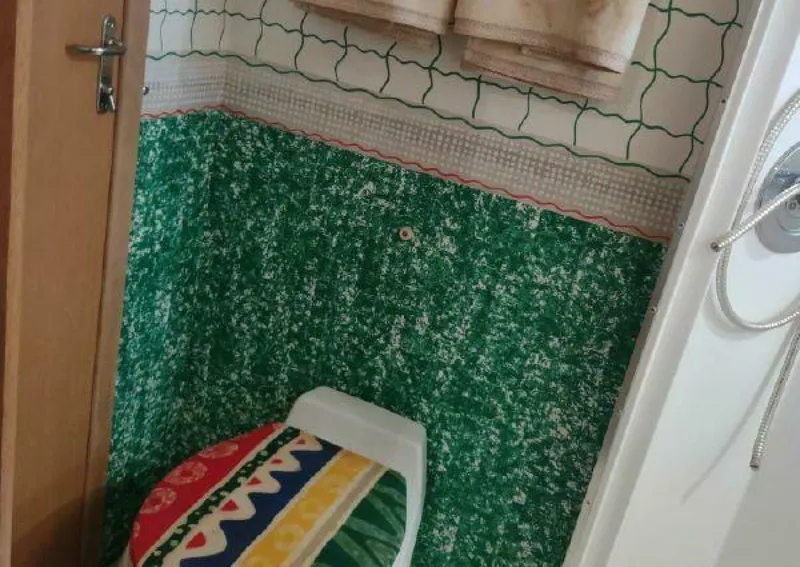 Slide: The Image of Hatteras 50' Sport Deck 1996 - 3901280