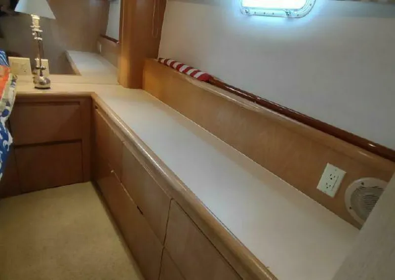 Slide: The Image of Hatteras 50' Sport Deck 1996 - 3901284