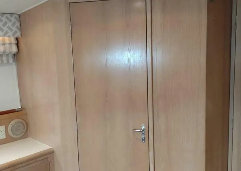 Slide: The Image of Hatteras 50' Sport Deck 1996 - 3901292