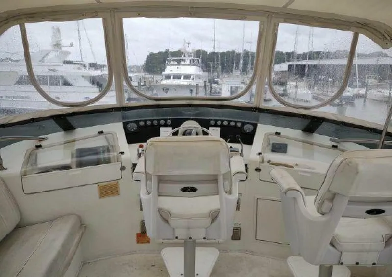 Slide: The Image of Hatteras 50' Sport Deck 1996 - 3901302