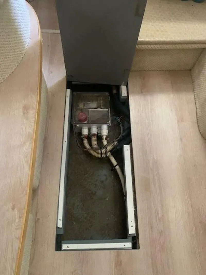 Slide: The Image of Shower Sump - 3919524