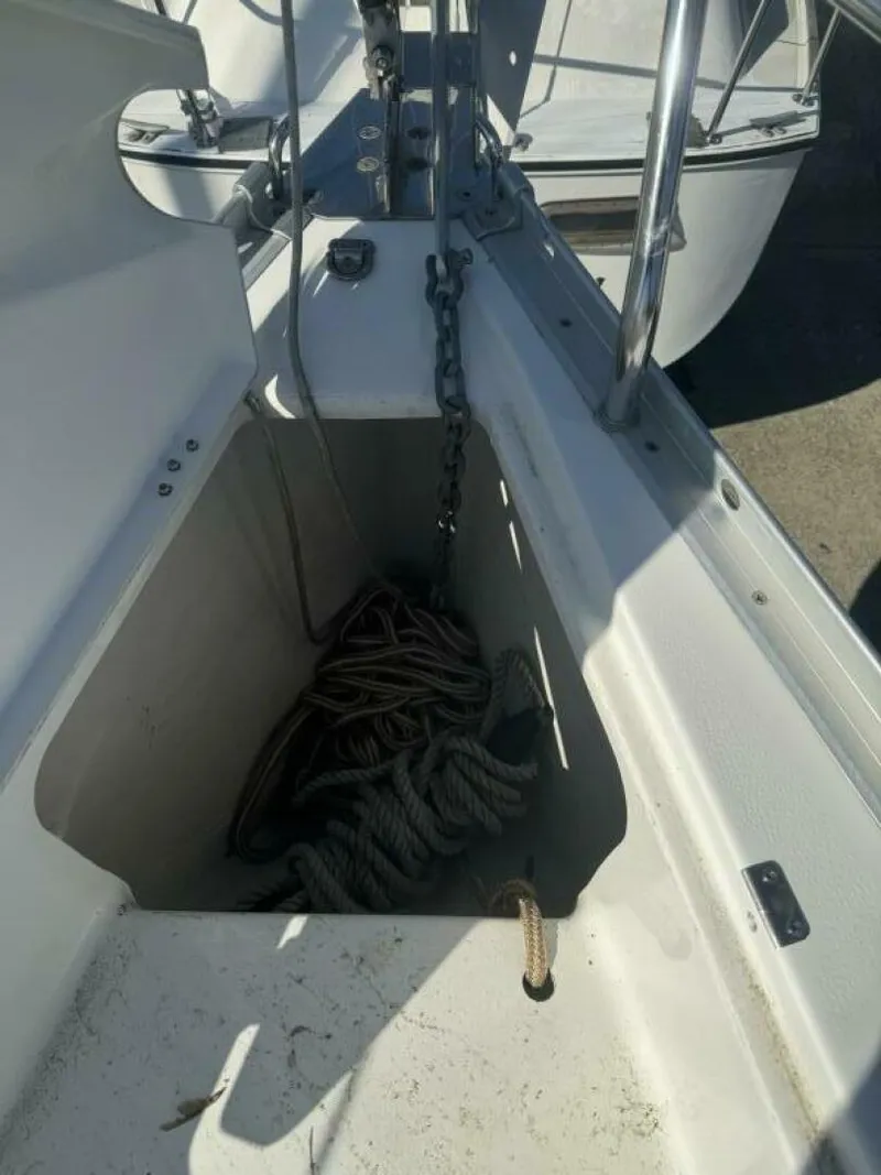 Slide: The Image of Beneteau 323 2008 - 4495562
