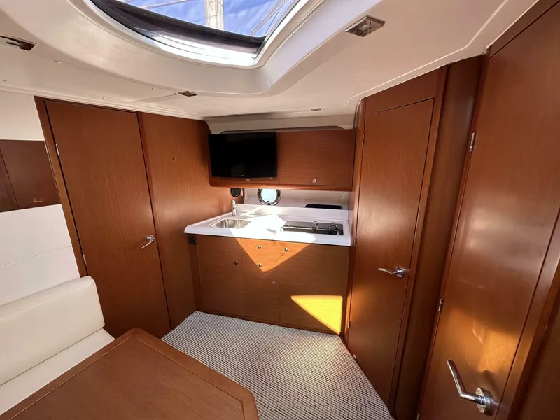 Slide: The Image of Beneteau Gran Turismo 2013 - 3913210