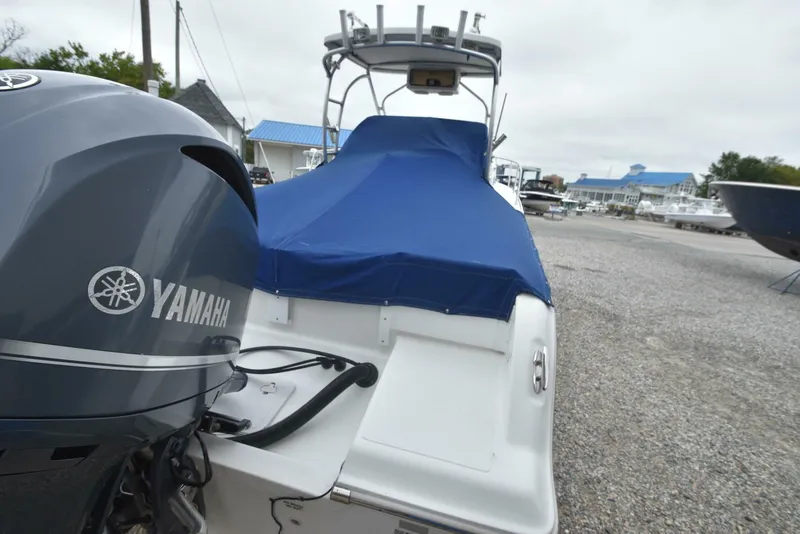 Slide: The Image of Sea Fox 236WA 2011 - 3914393