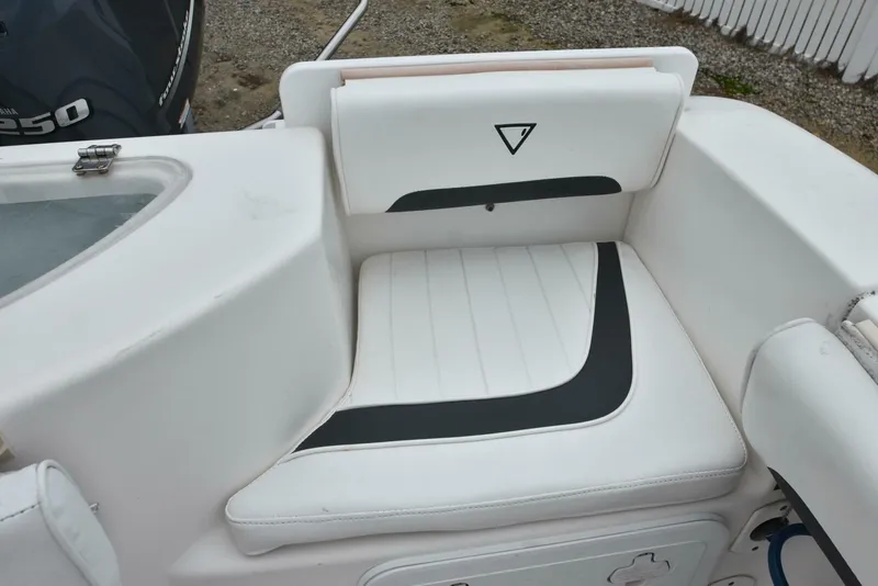 Slide: The Image of Sea Fox 236WA 2011 - 3914388