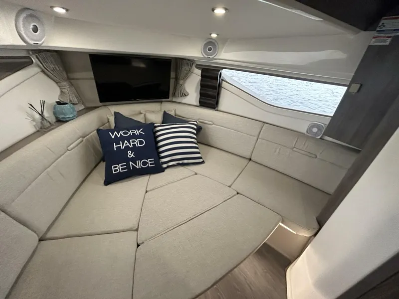 Slide: The Image of 2021 320 Sundancer - Moor To Sea - V-berth - 3934973