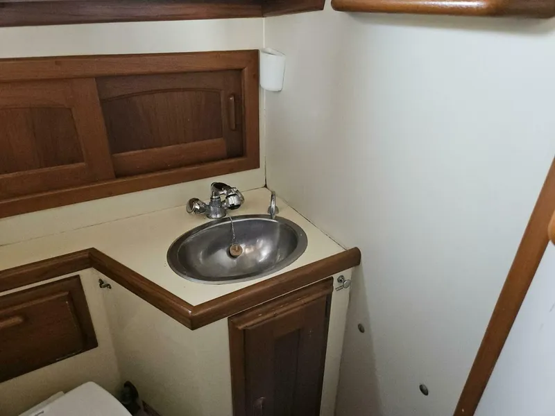 Slide: The Image of Pacific Seacraft 34 1994 - 3917527