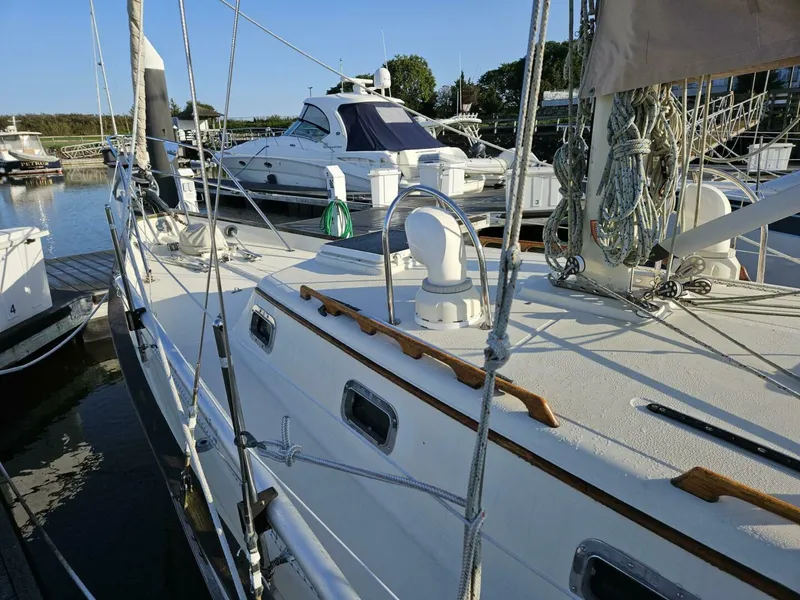 Slide: The Image of Pacific Seacraft 34 1994 - 3917505