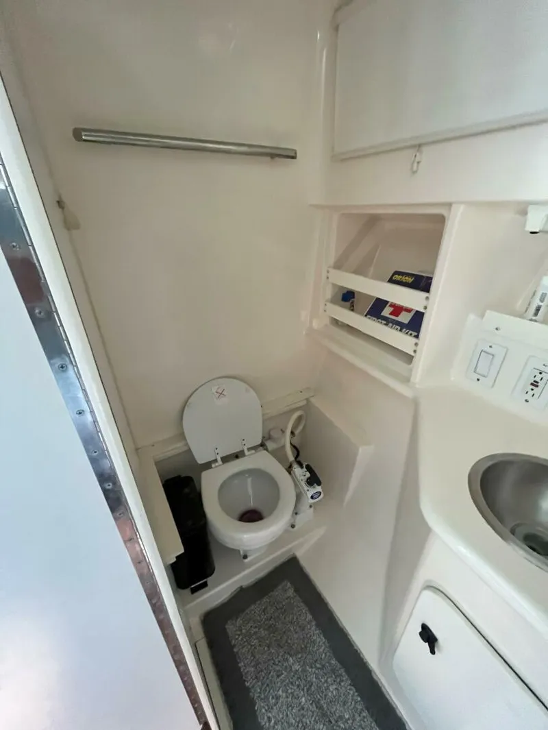 Slide: The Image of Pursuit 300 Offshore 1997 - 3917305