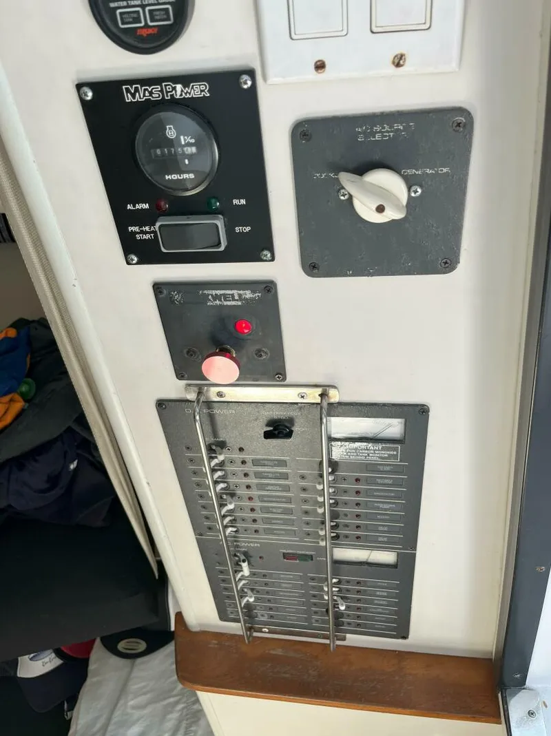 Slide: The Image of Pursuit 300 Offshore 1997 - 3917306