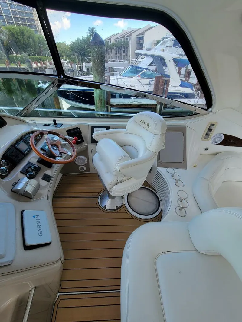 Slide: The Image of Sea Ray 540 Sundancer 2000 - 3921952
