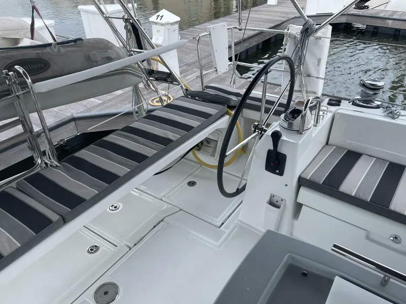 Slide: The Image of Beneteau Oceanis 45 2017 - 3923557