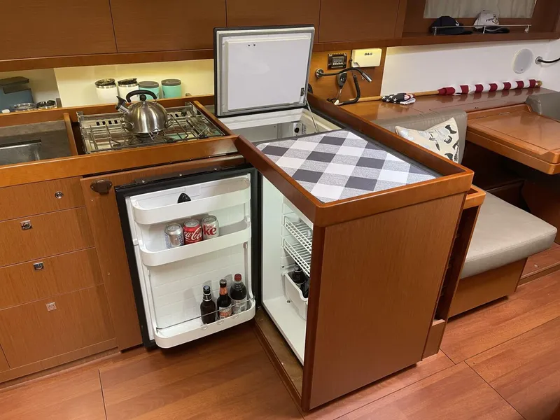 Slide: The Image of Beneteau Oceanis 45 2017 - 3923562