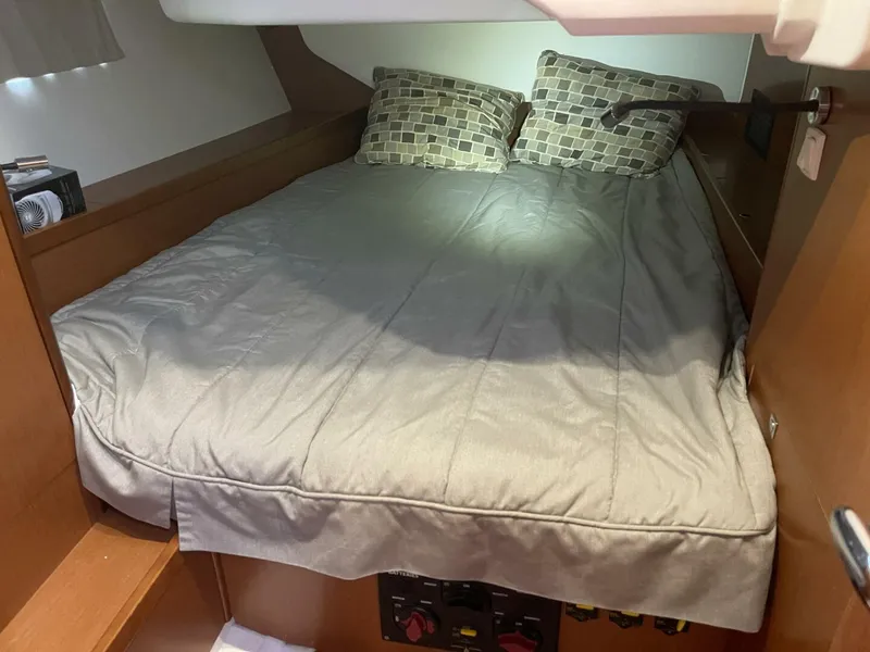 Slide: The Image of Beneteau Oceanis 45 2017 - 3923565