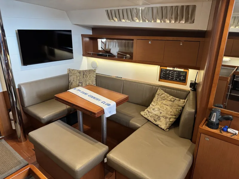 Slide: The Image of Beneteau Oceanis 45 2017 - 6286187