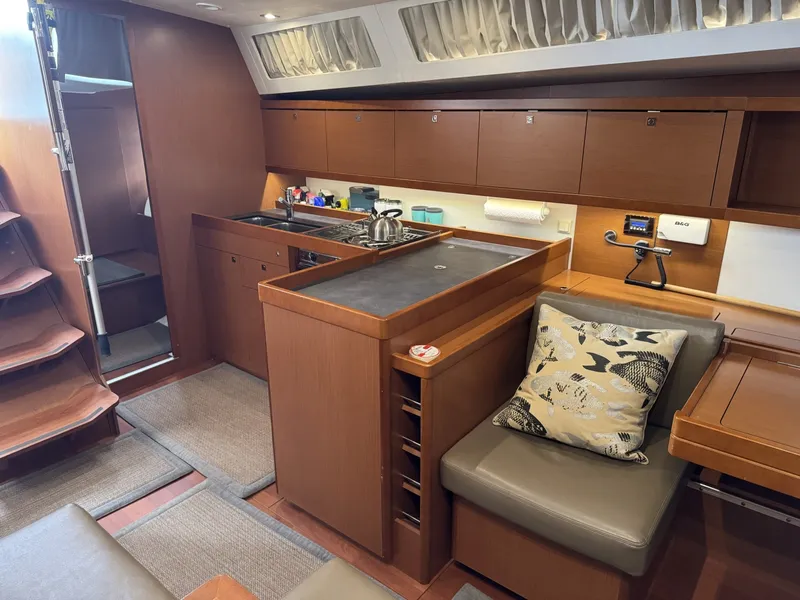 Slide: The Image of Beneteau Oceanis 45 2017 - 6286191