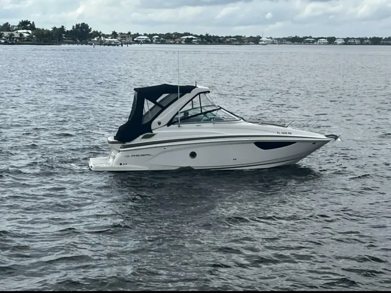 Slide: The Image of Regal 28 Express-Profile 2018 Regal 28 Express - 4091473