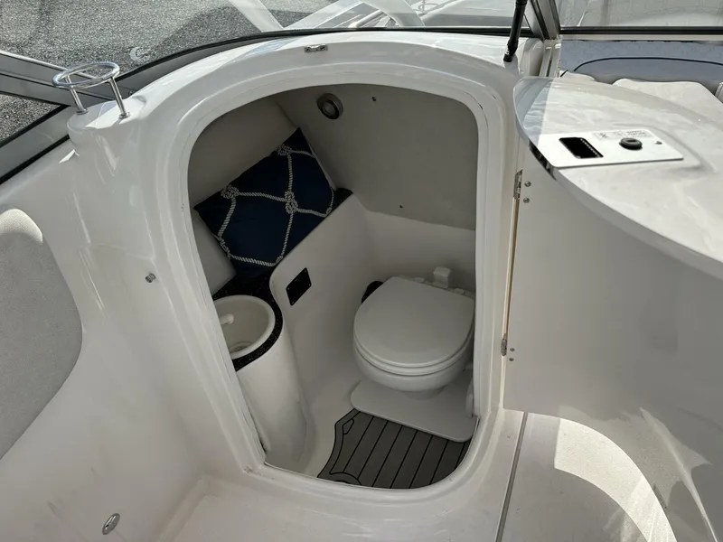 Slide: The Image of Sea Fox 226 Traveler 2023 - 3928756