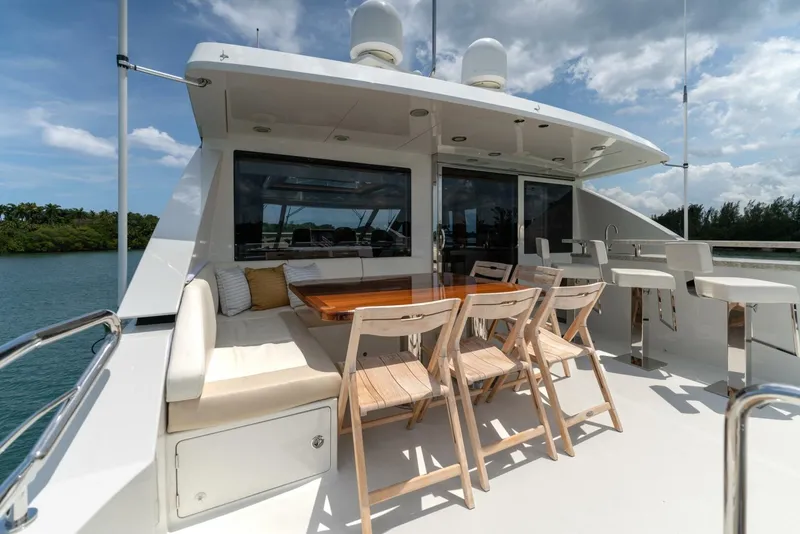 Slide: The Image of Ocean Alexander 100 Zephyr-Upper Deck 2019 Ocean Alexander 100 Motor Yacht-Zephyr - 3930416