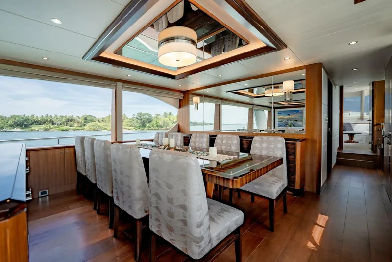 Slide: The Image of Ocean Alexander 100 Zephyr-Dining 2019 Ocean Alexander 100 Motor Yacht-Zephyr - 3930449