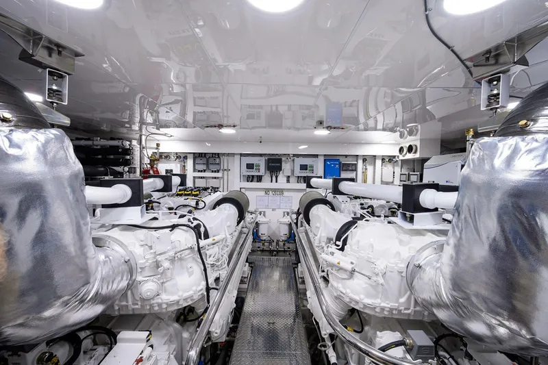 Slide: The Image of Ocean Alexander 100 Zephyr-Engine Room 2019 Ocean Alexander 100 Motor Yacht-Zephyr - 3930721
