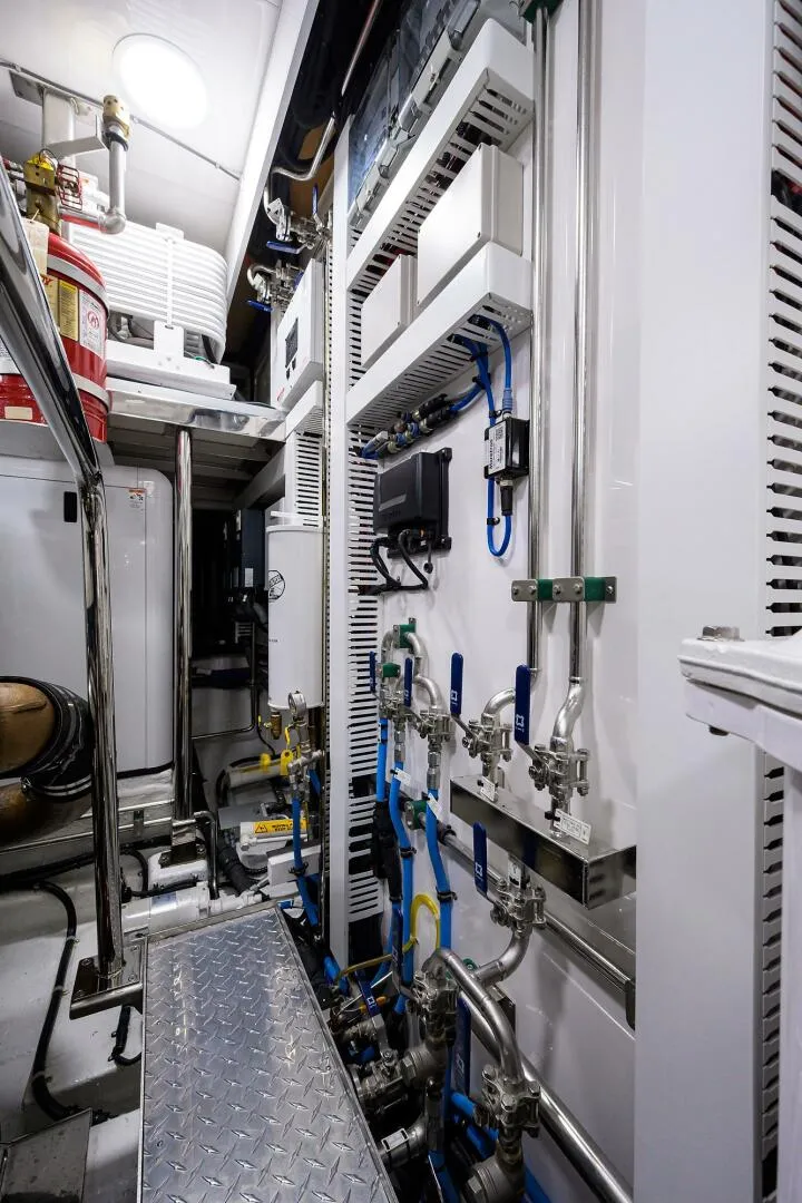 Slide: The Image of Ocean Alexander 100 Zephyr-Engine Room 2019 Ocean Alexander 100 Motor Yacht-Zephyr - 3930735