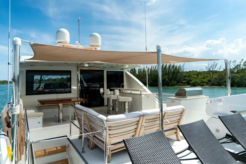 Slide: The Image of Ocean Alexander 100 Zephyr-Upper Deck 2019 Ocean Alexander 100 Motor Yacht-Zephyr - 3930406