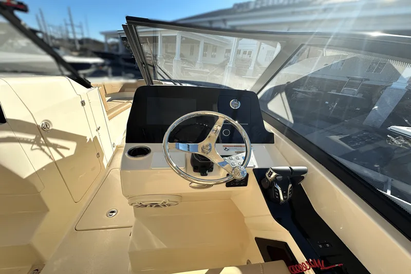 Slide: The Image of Scout 277 Dorado 2025 - 19