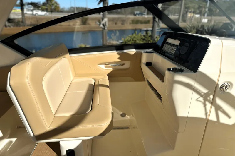 Slide: The Image of Scout 277 Dorado 2025 - 21