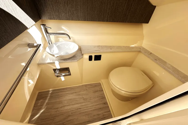 Slide: The Image of Scout 277 Dorado 2025 - 24