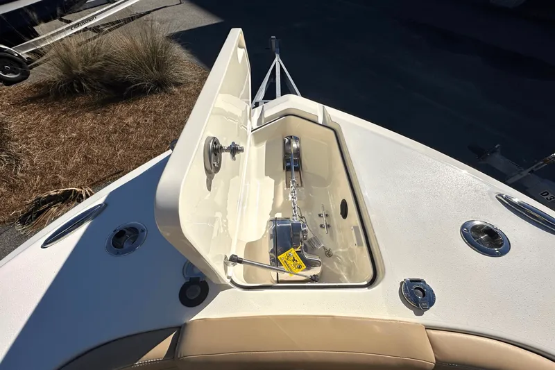 Slide: The Image of Scout 277 Dorado 2025 - 32