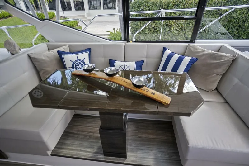 Slide: The Image of Cruisers 54 Cantius 2019 - 3933767