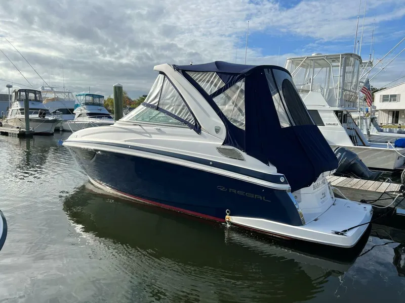 Slide: The Image of Regal 28 Express 2017 - 3938532