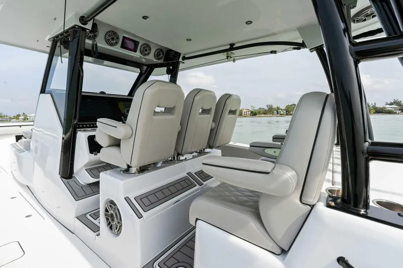 Slide: The Image of 2022 Barker Boatworks 40 HPC  - 3939428