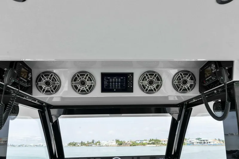 Slide: The Image of 2022 Barker Boatworks 40 HPC  - 3939437