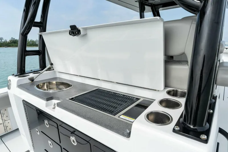 Slide: The Image of 2022 Barker Boatworks 40 HPC  - 3939413