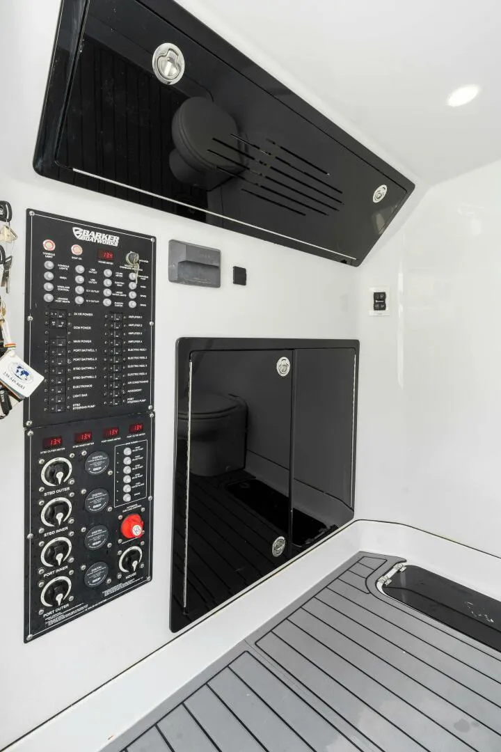 Slide: The Image of 2022 Barker Boatworks 40 HPC  - 3939464