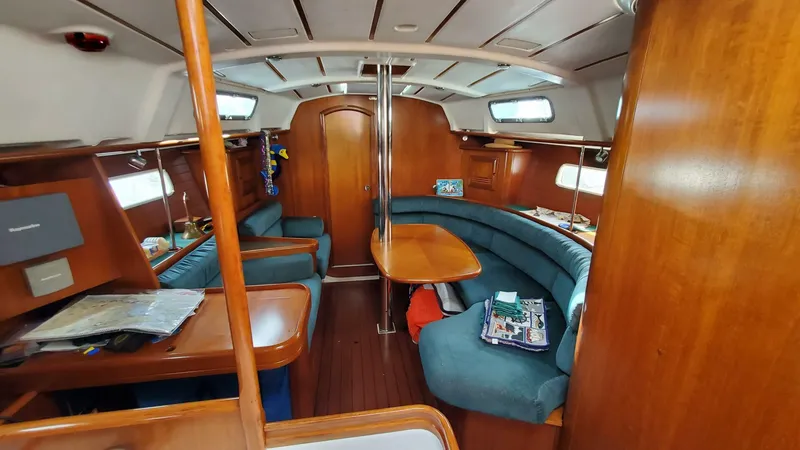 Slide: The Image of Beneteau 361 2000 - 3954035