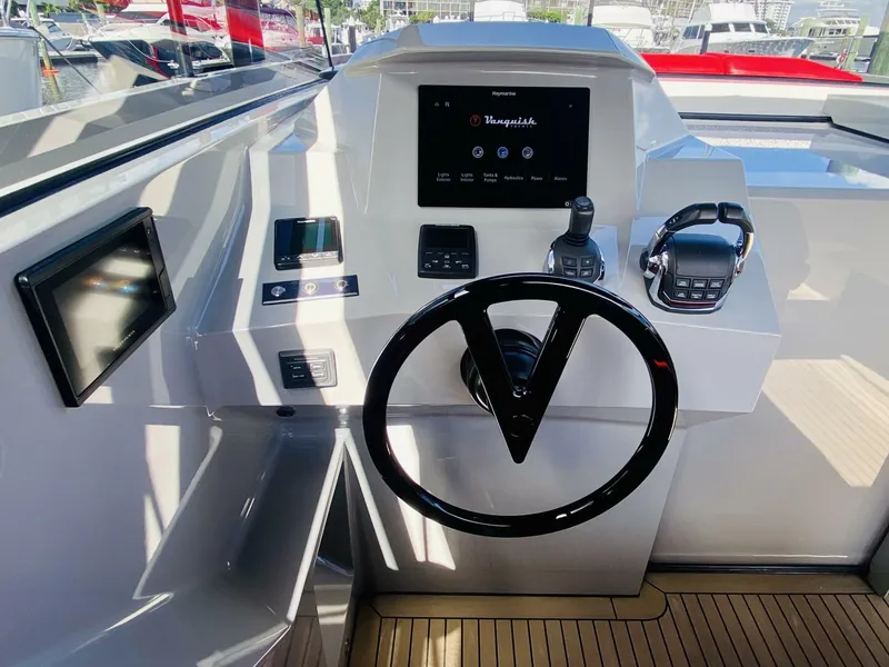 Slide: The Image of Vanquish VQ45 2020 - 3942211