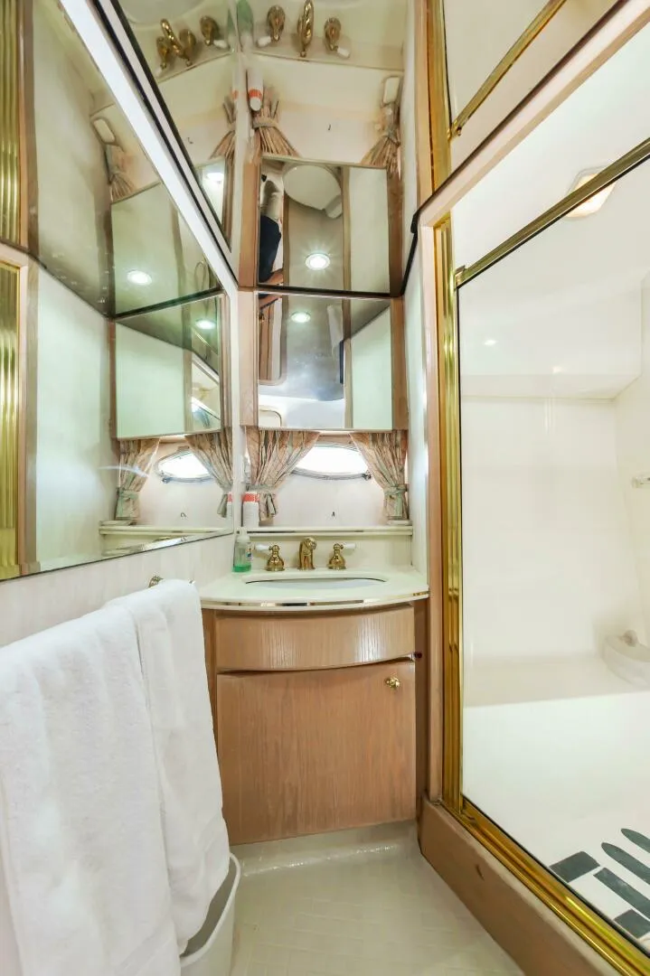 Slide: The Image of West Bay Sonship 1995 - 3942526