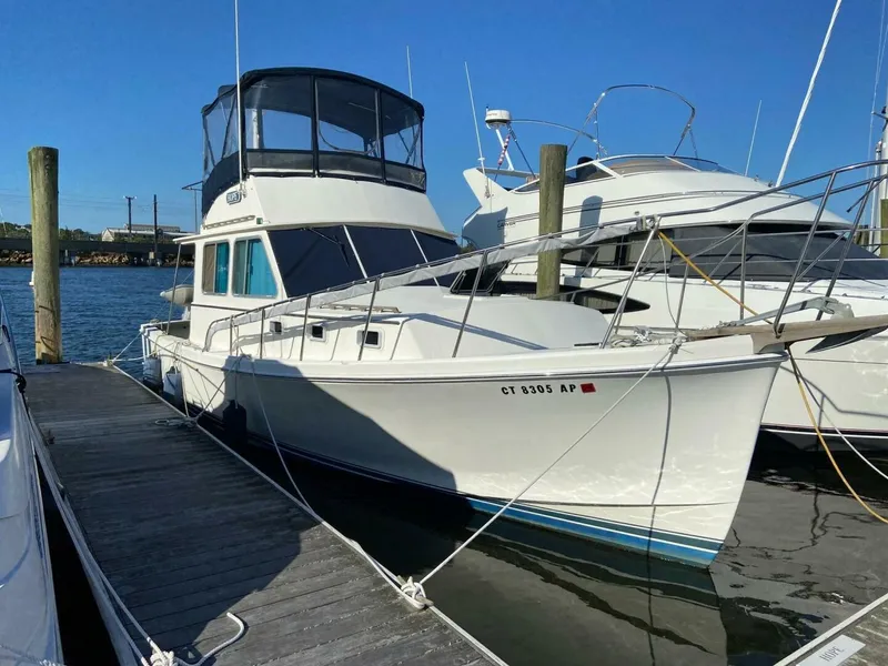 Slide: The Image of Nauset 35 Flybridge Downeast Cruiser 1989 - 3960806