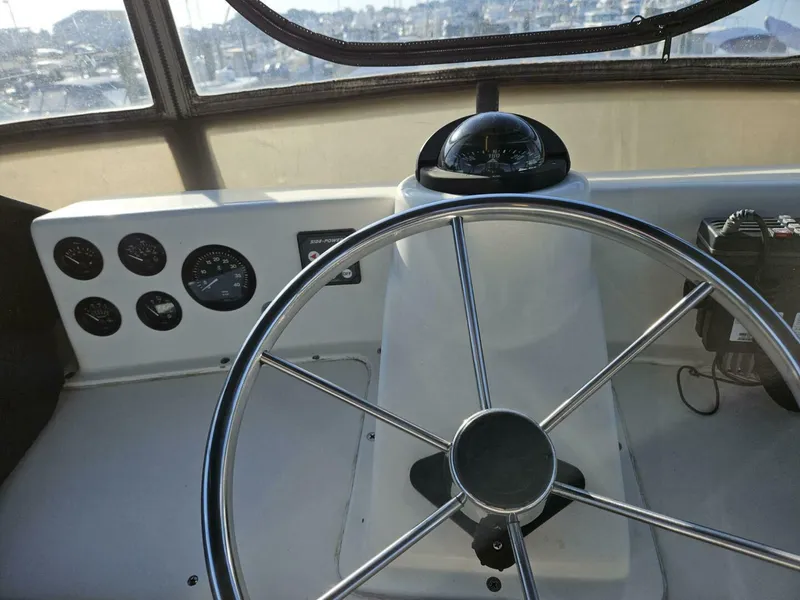 Slide: The Image of Nauset 35 Flybridge Downeast Cruiser 1989 - 3960788