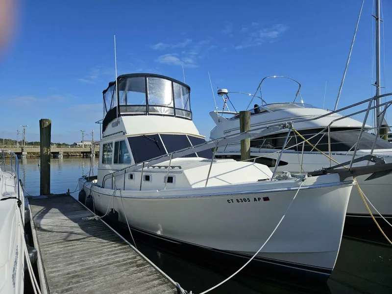 Slide: The Image of Nauset 35 Flybridge Downeast Cruiser 1989 - 3960793